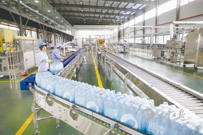 豐海新能源推出'海露'純凈水新包裝瓶，推動海水淡化與資源再生利用技術發展